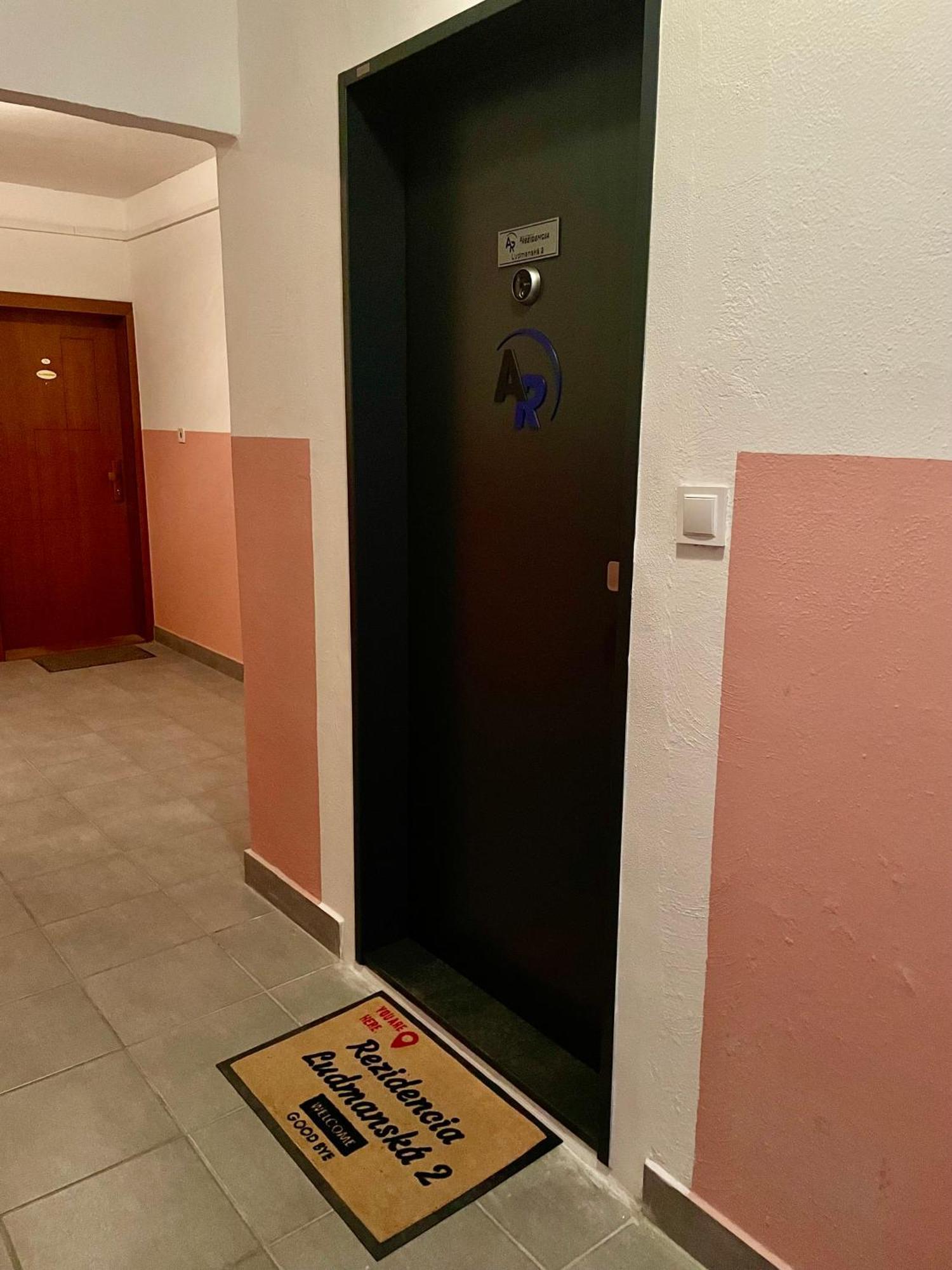 Ar Rezidencia Ludmanska 2 Appartement Košice Buitenkant foto